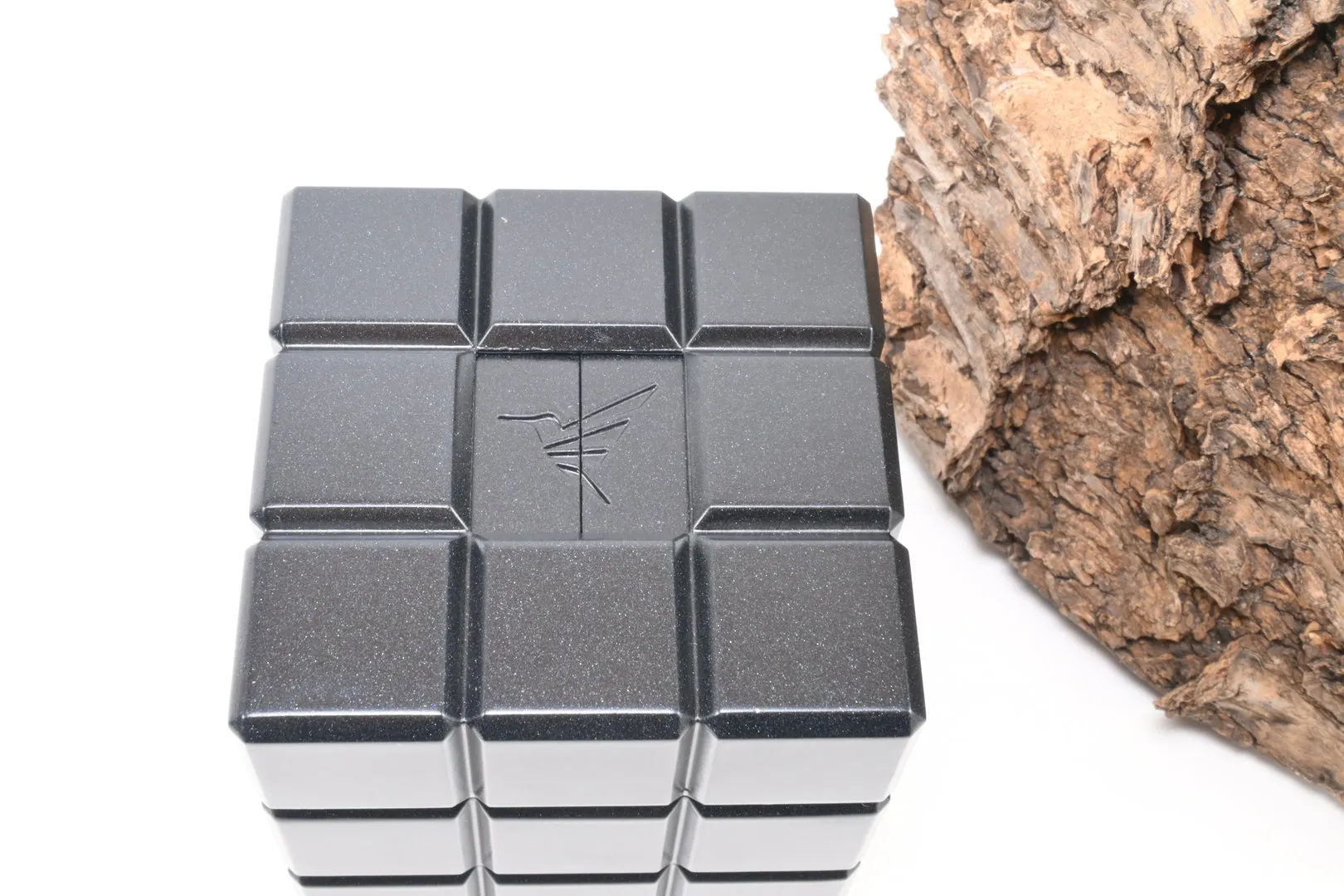 Colibri Tischfeuerzeug Heritage Cube schwarz – Produktbild 8