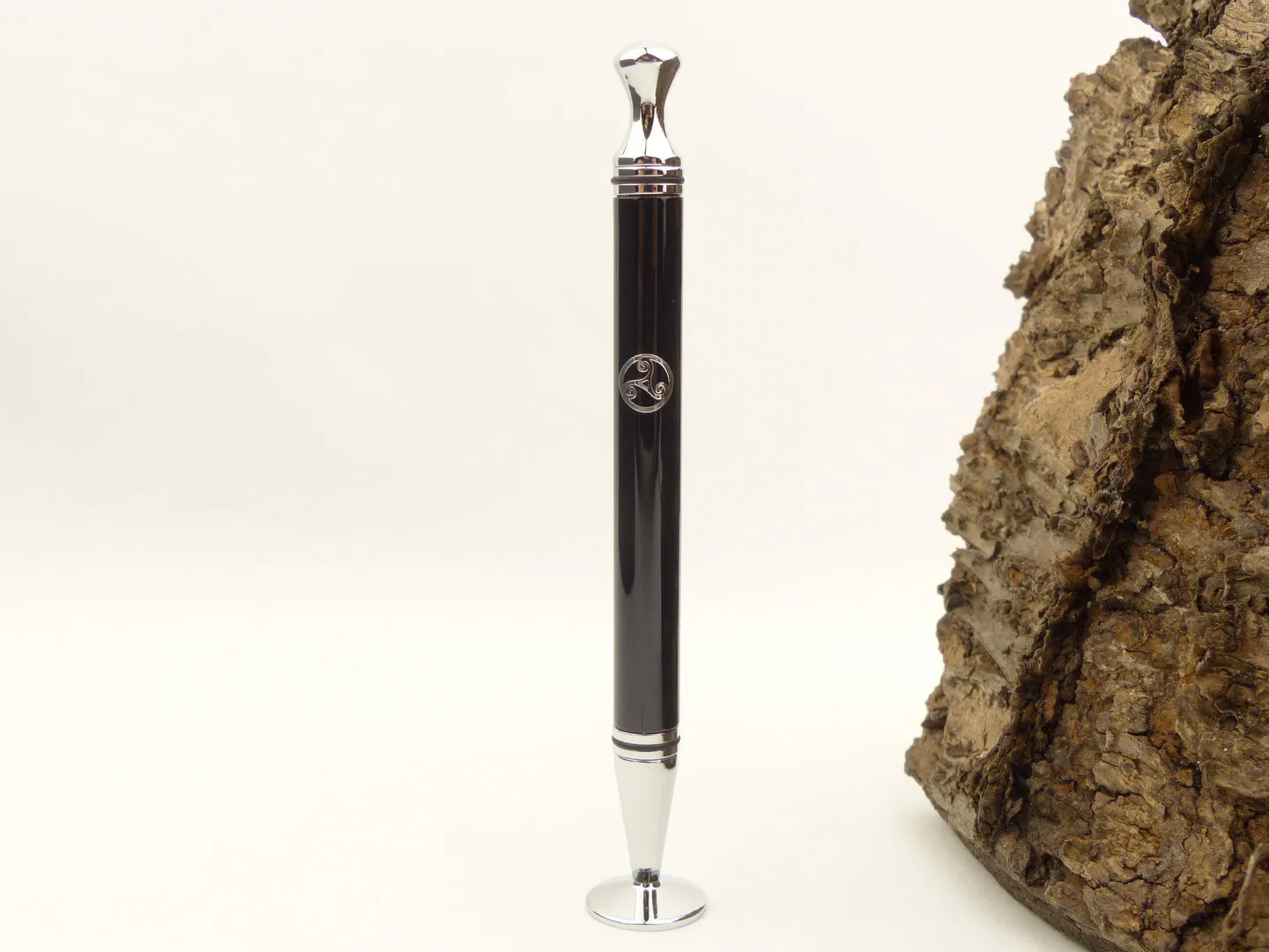 Rattray's Pfeifenstopfer Thin Triskele