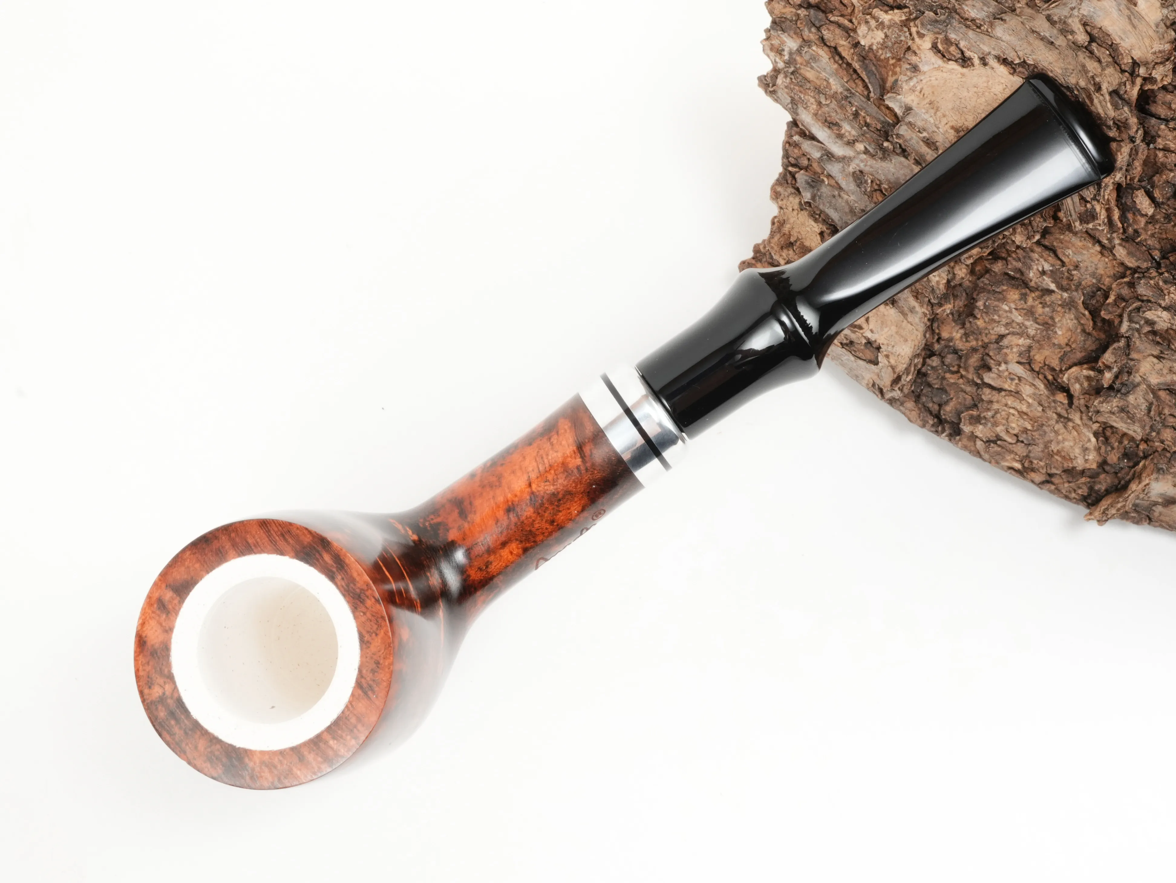 Angelo Pfeife mit Meerschaumeinsatz und Tasche 300012 – Produktbild 3