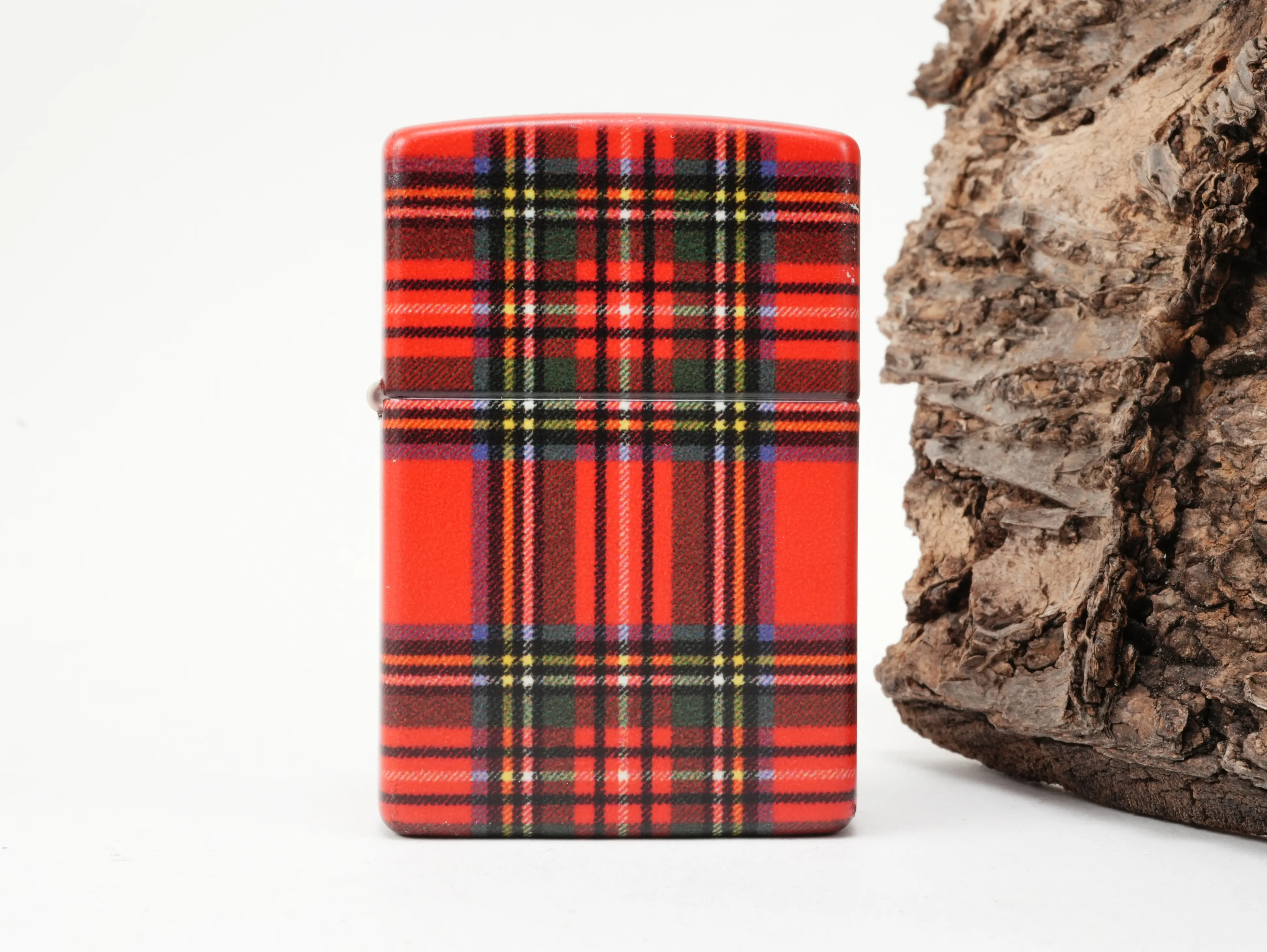 Zippo Lighter Red Plaid 60007246 Bild 1