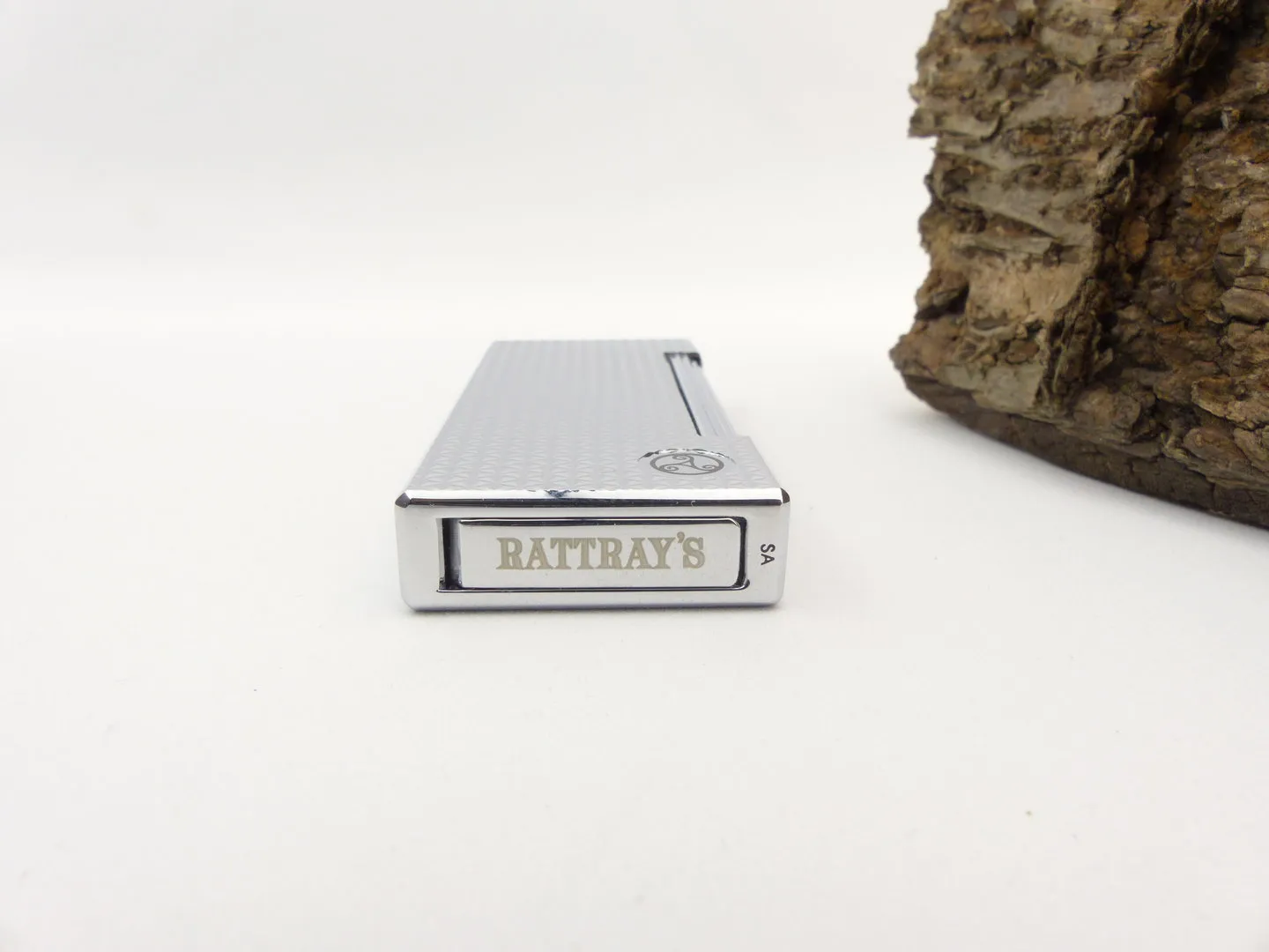 Rattray's Grand Pfeifenfeuerzeug Facette – Produktbild 2