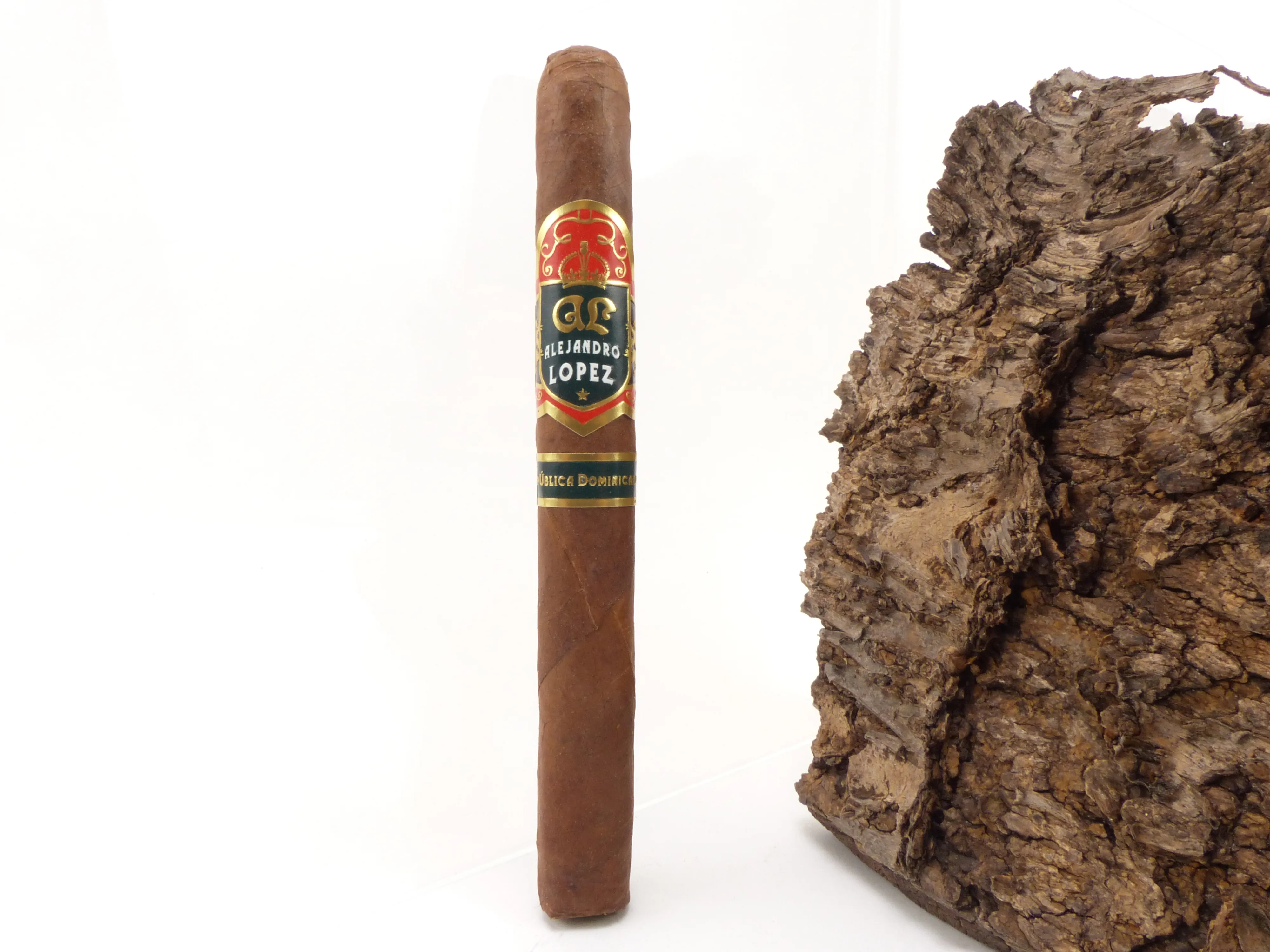 Alejandro Lopez Dominicana Corona