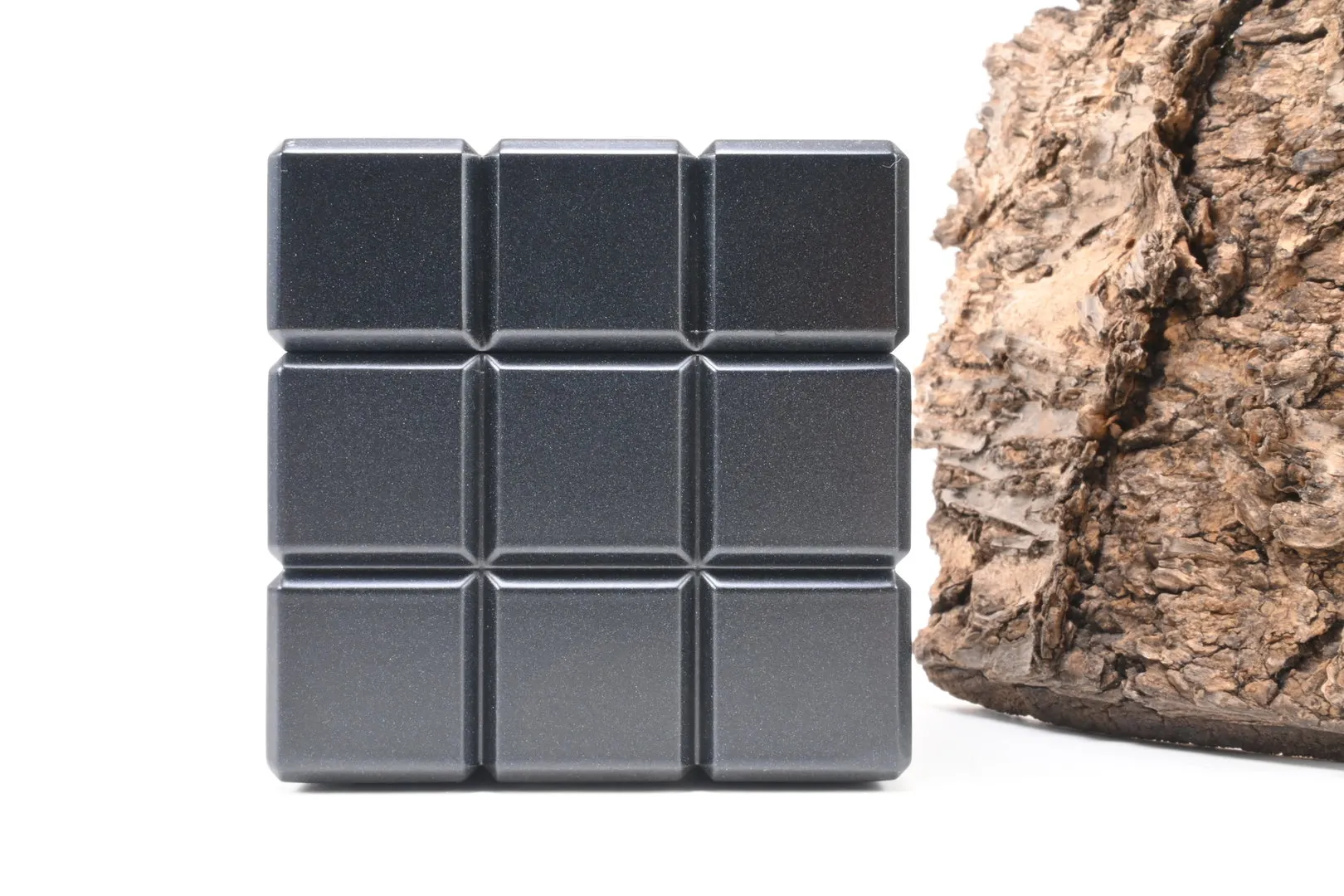 Colibri Tischfeuerzeug Heritage Cube schwarz – Produktbild 2