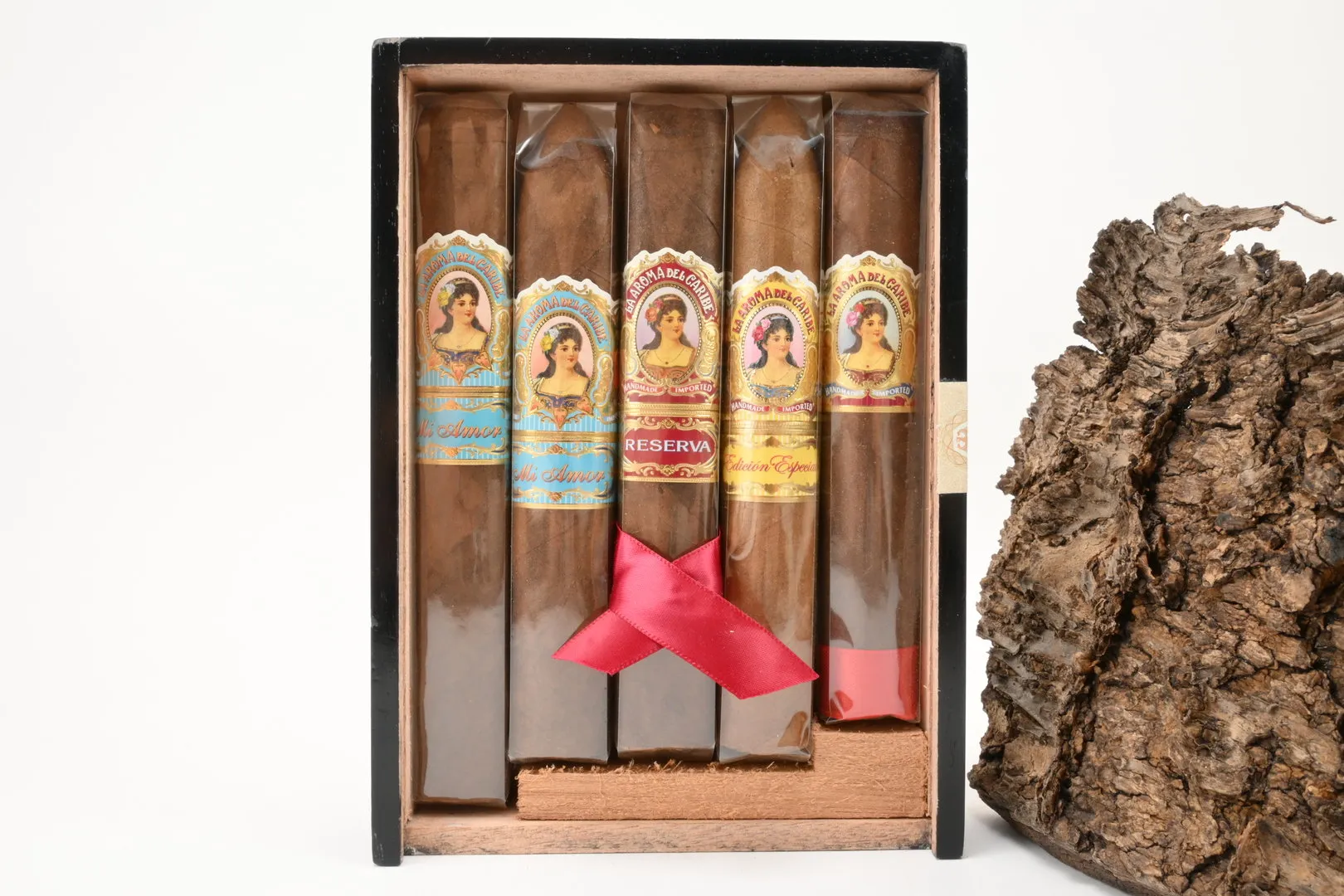 La Aroma del Caribe 5 Cigar Assortment Sampler von Ashton Cigars – Produktbild 2