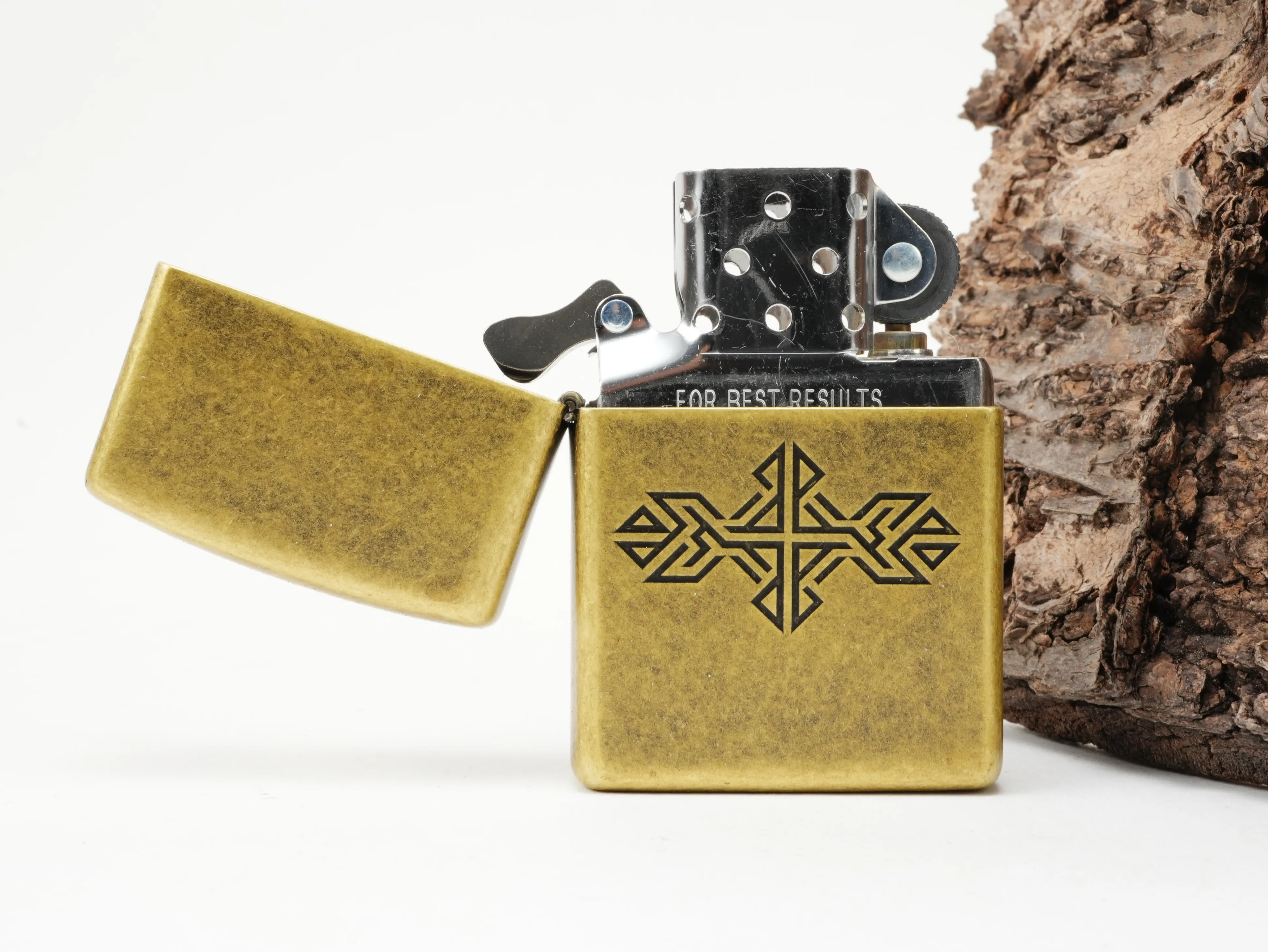Zippo Lighter Medieval Pattern 60007529 Bild 2