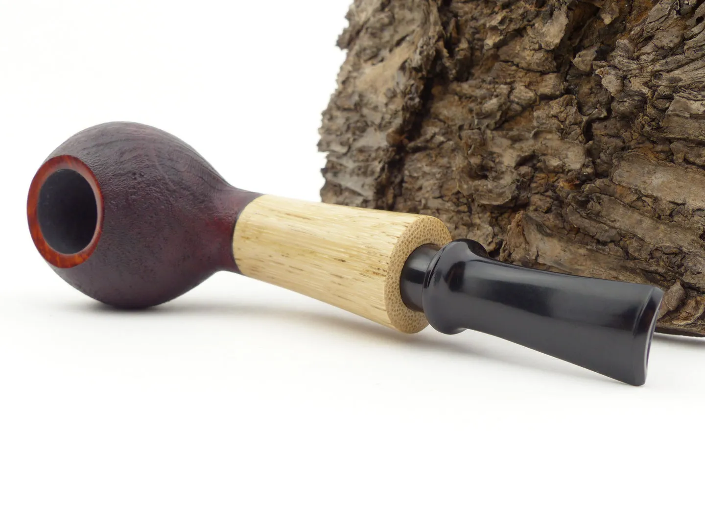 Dirk Heinemann Red Squashed Tomato Bambus 9mm von Heinemann Pipes – Produktbild 5