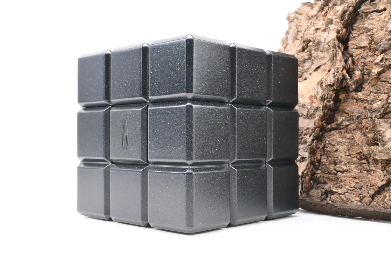 Colibri Tischfeuerzeug Heritage Cube schwarz – Produktbild 3