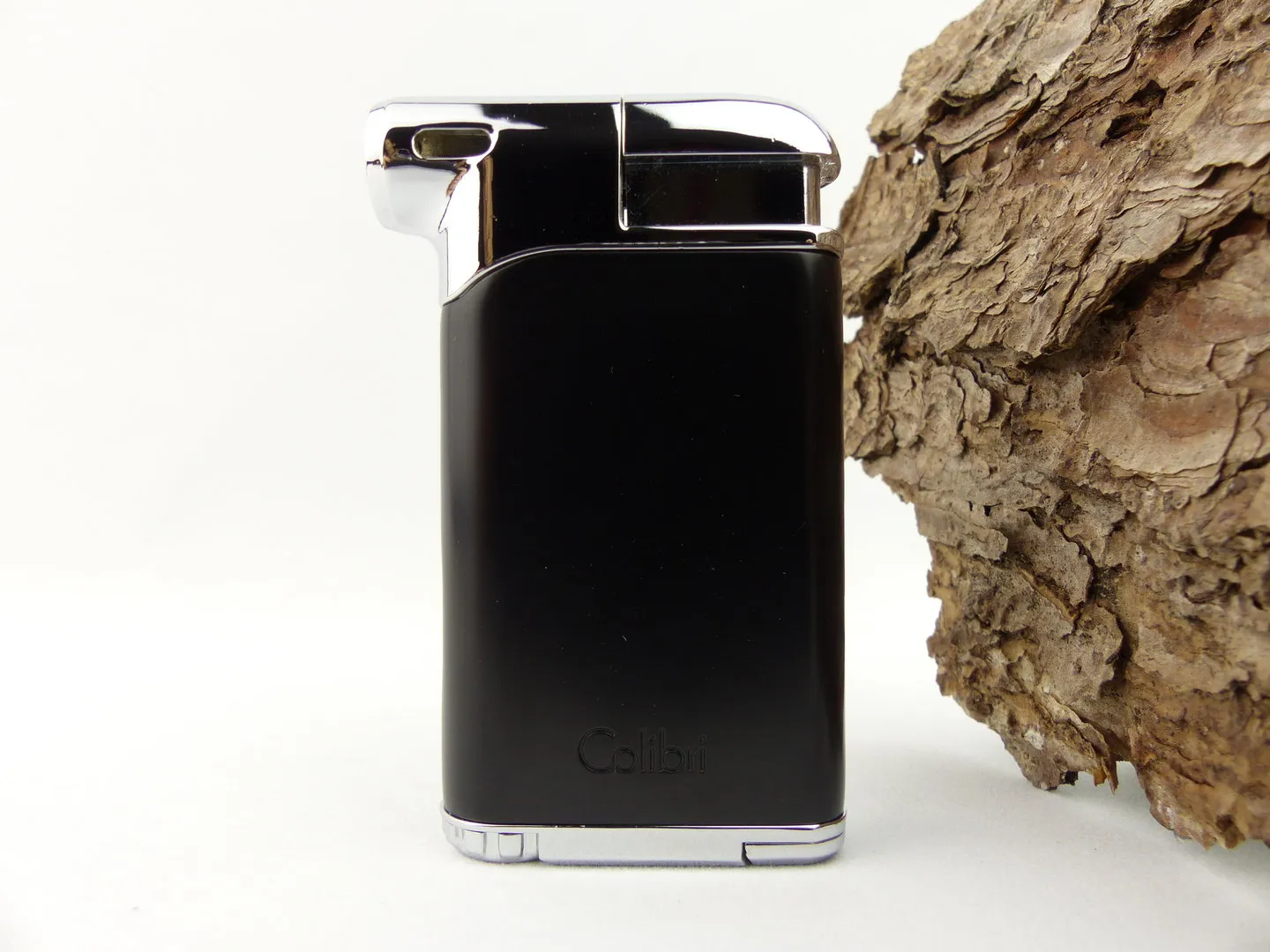 Colibri Pacific Feuerzeug Schwarz Chrom