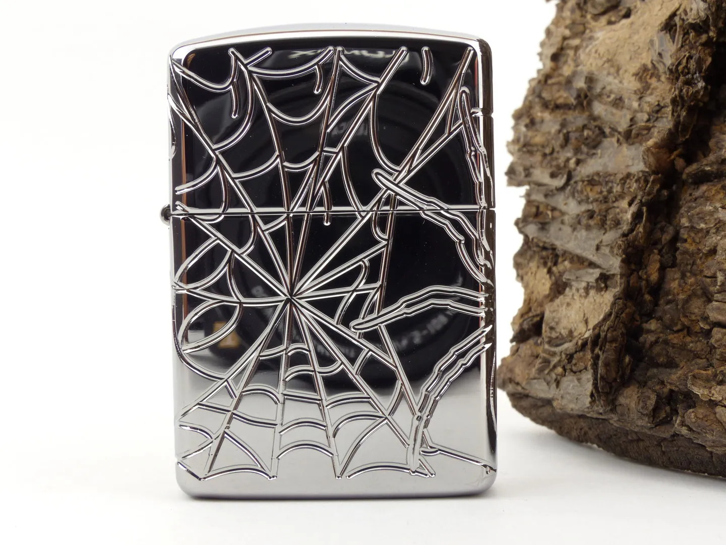 Zippo Feuerzeug Spider Deep Carved 167